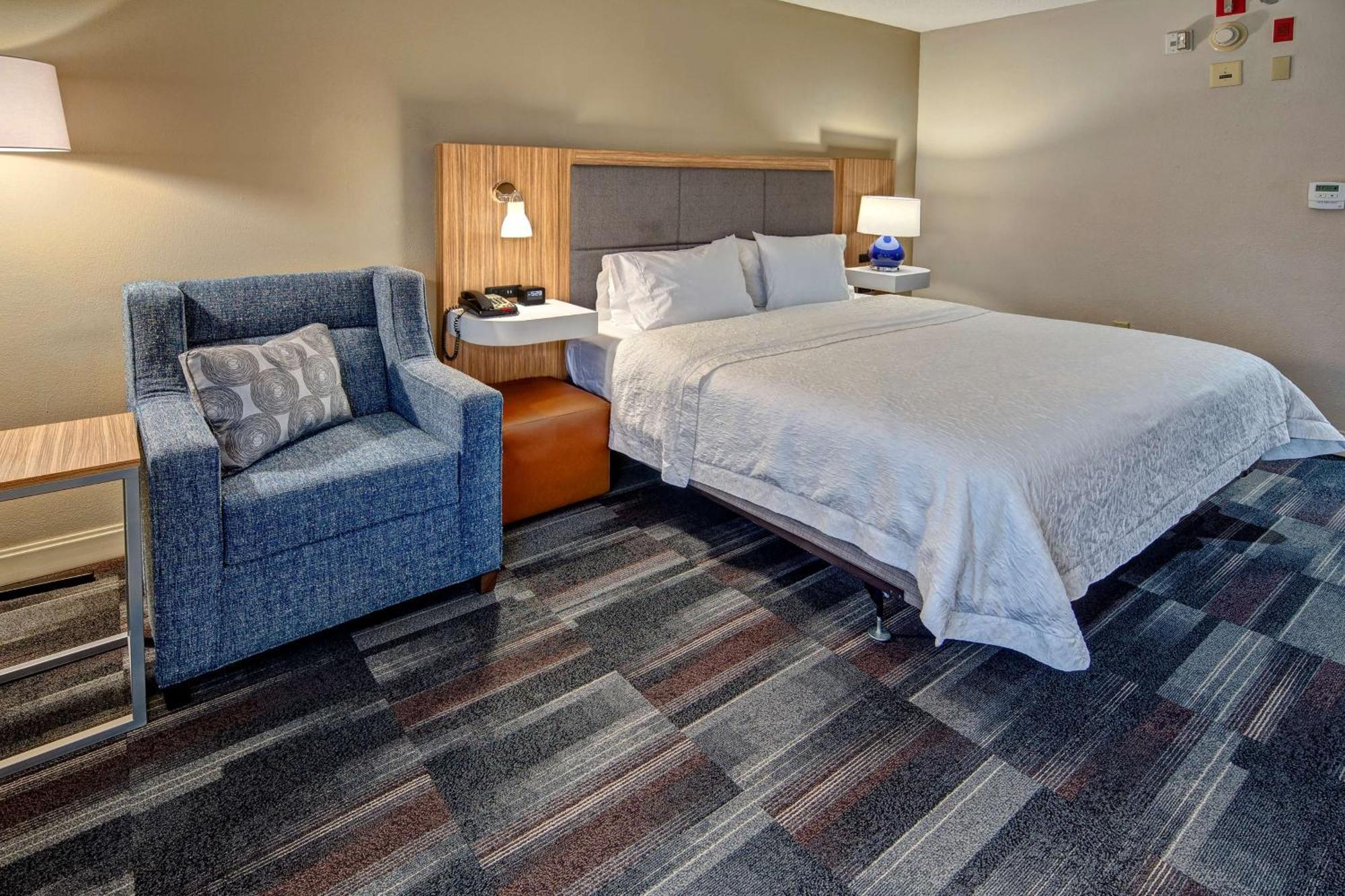 Hampton Inn Dumfries/Quantico Екстериор снимка