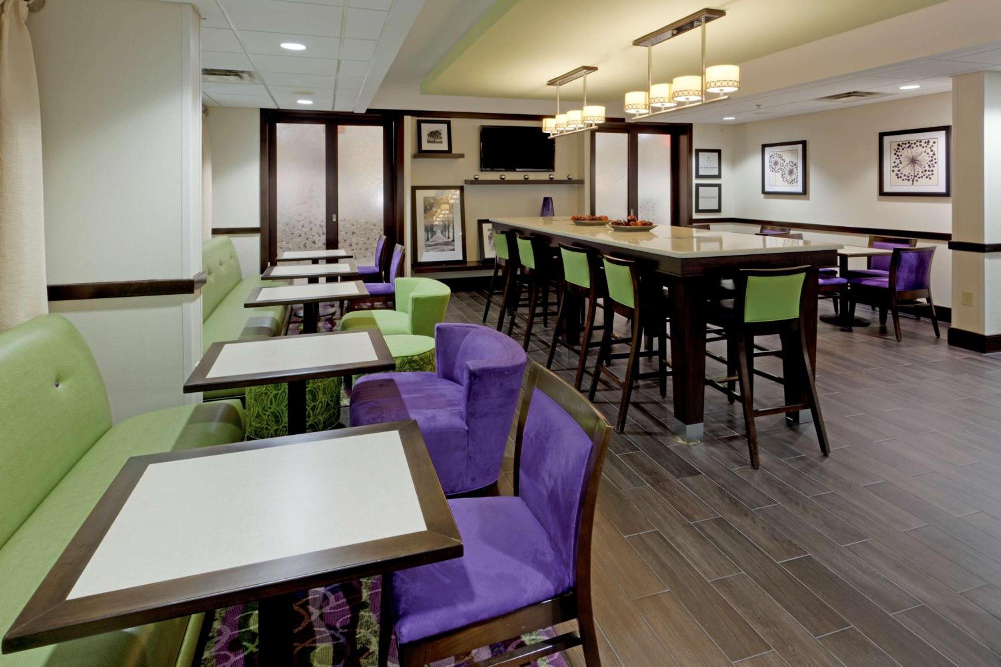 Hampton Inn Dumfries/Quantico Екстериор снимка